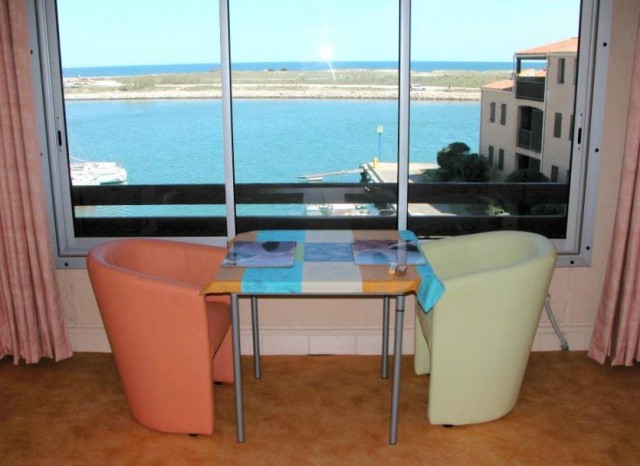 Photo Cottages Laroque des albres Studio au bord de la mer