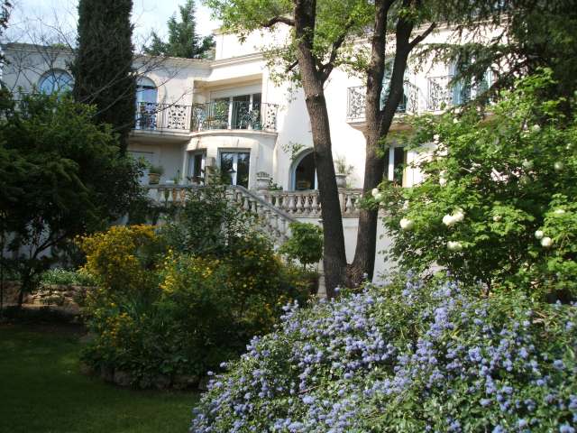 Castle's cottage