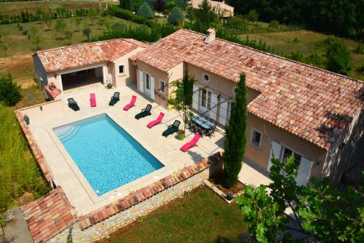 Photo Bed and breakfast Régusse La bastide des pignes