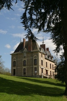Photo Bed and breakfast Montigné-le-brillant Cvhâteau de la villatte