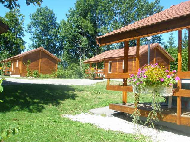 Photo Campsite Saint laurent en grandvaux Camping le champ de mars